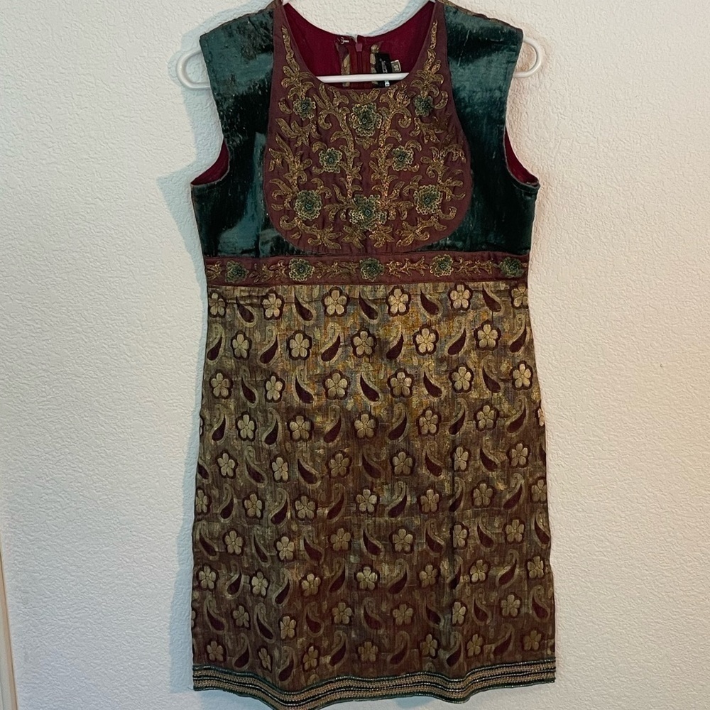 Benzer dress sleeveless above knee stitched size 6